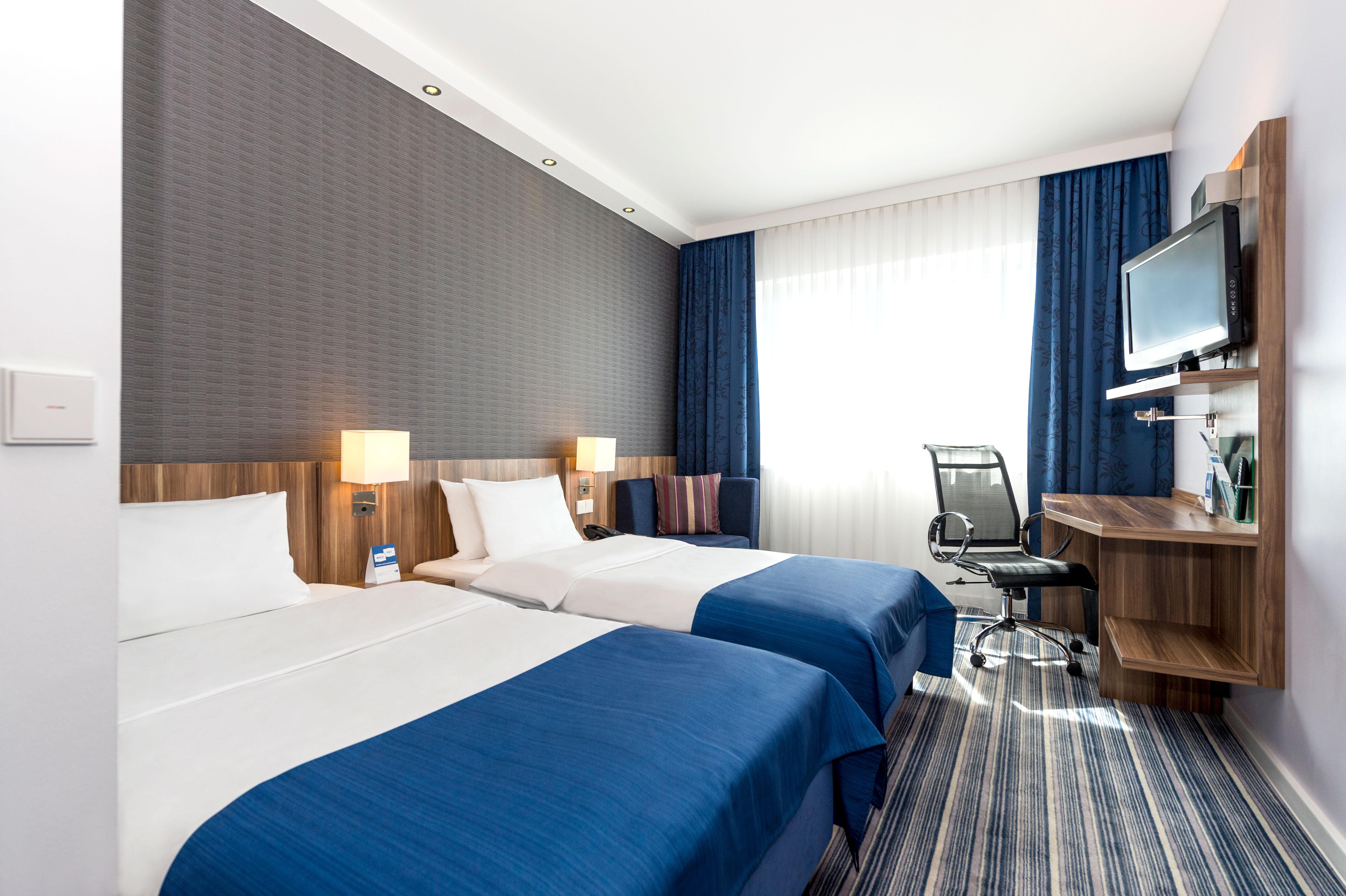 Holiday Inn Express Augsburg, An Ihg Hotel Zewnętrze zdjęcie