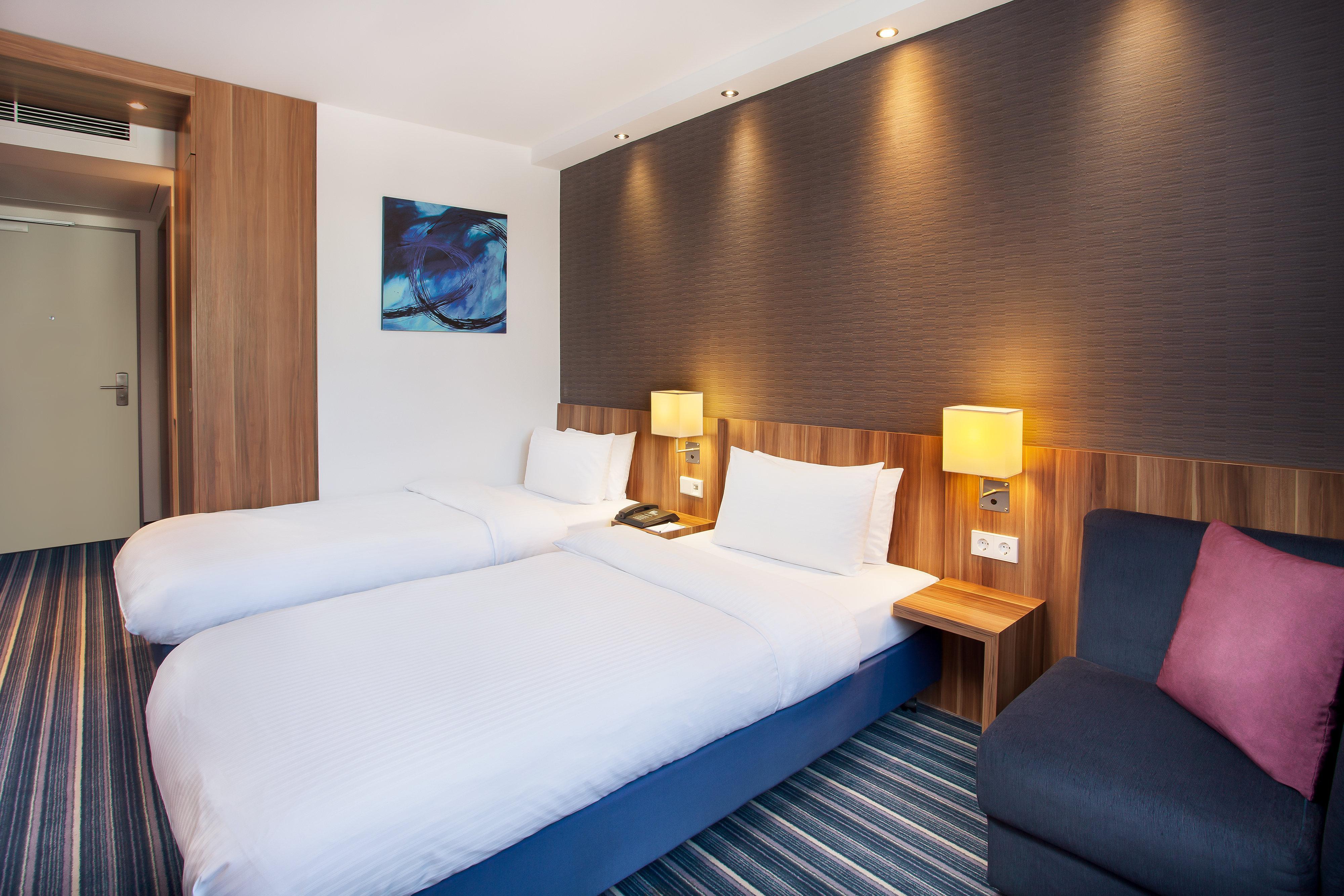 Holiday Inn Express Augsburg, An Ihg Hotel Zewnętrze zdjęcie