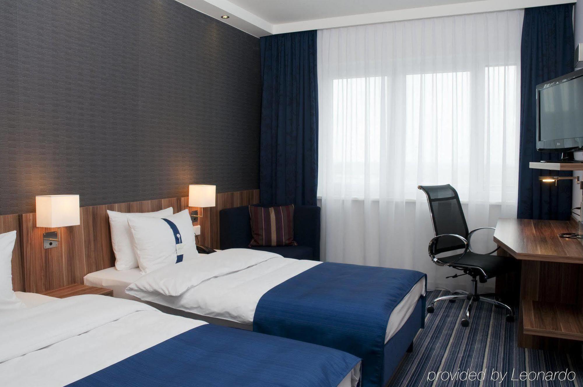 Holiday Inn Express Augsburg, An Ihg Hotel Zewnętrze zdjęcie